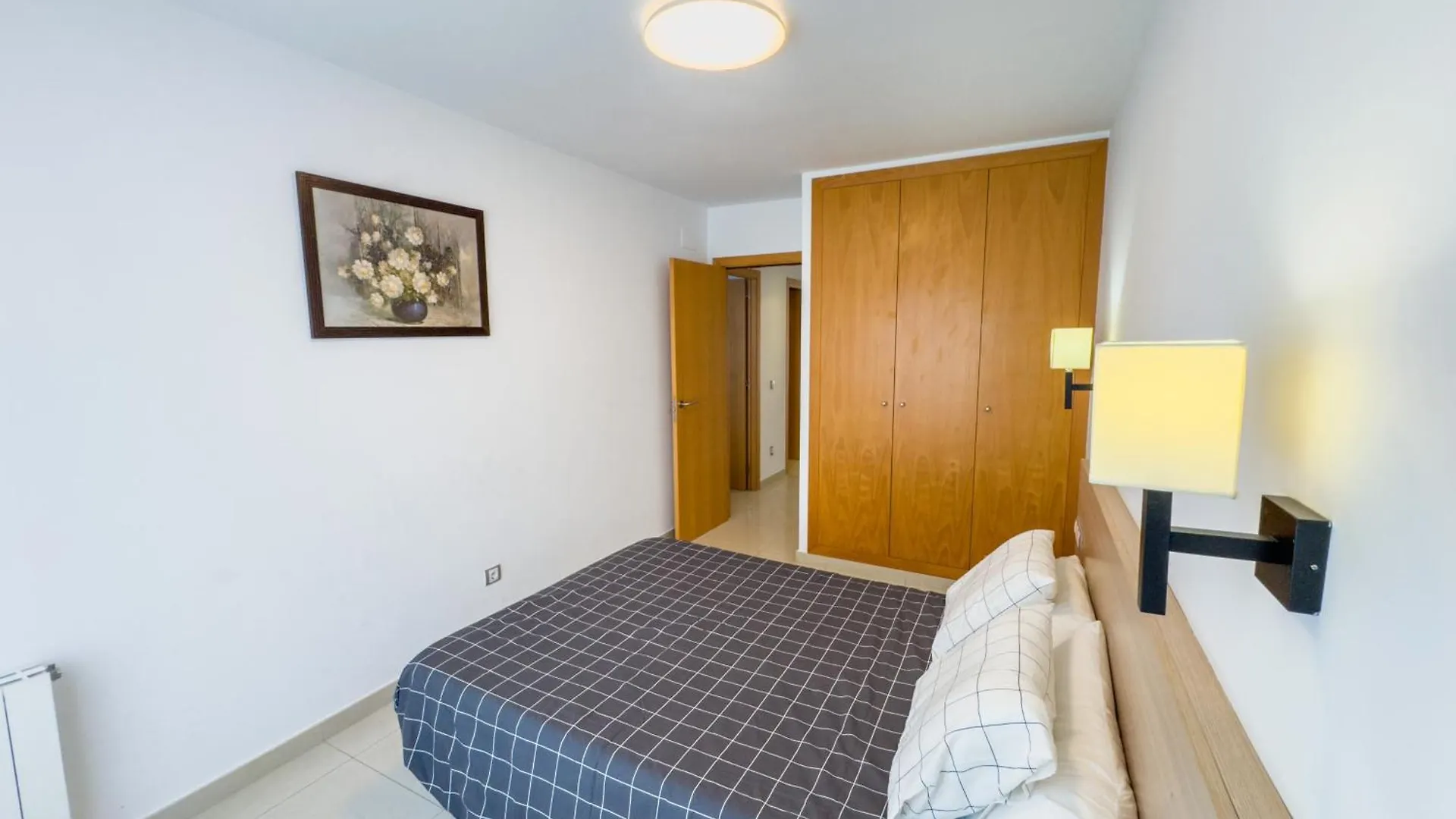 Apartamento Marina Roses 2 0*,